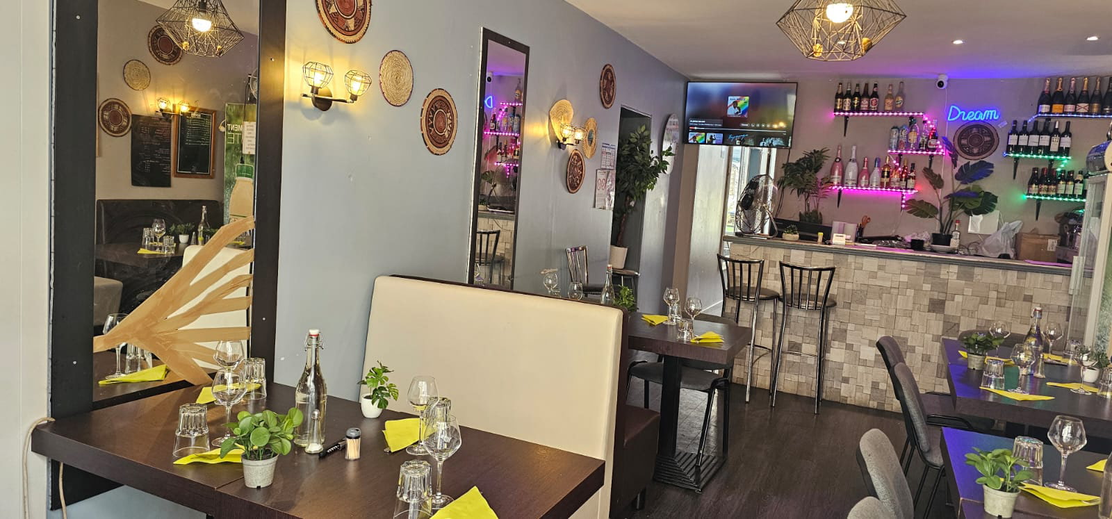 LE CONTINENT CMR 44 -restaurant-6